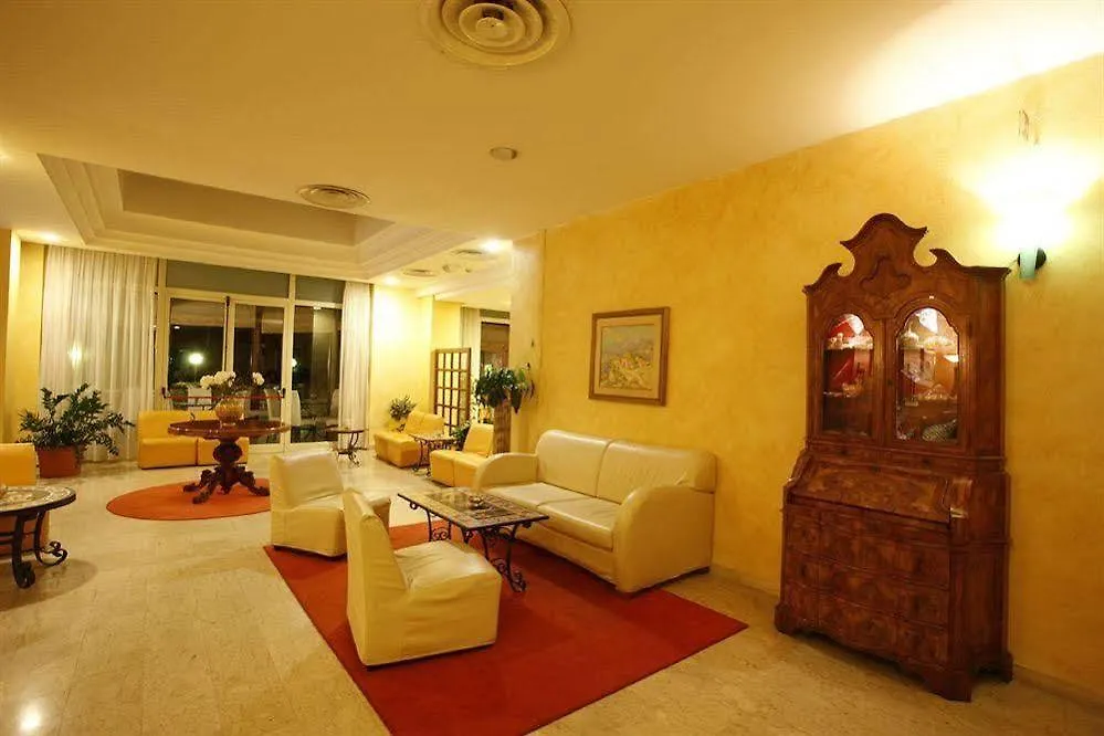 טאורמינה Hotel Villa Esperia
