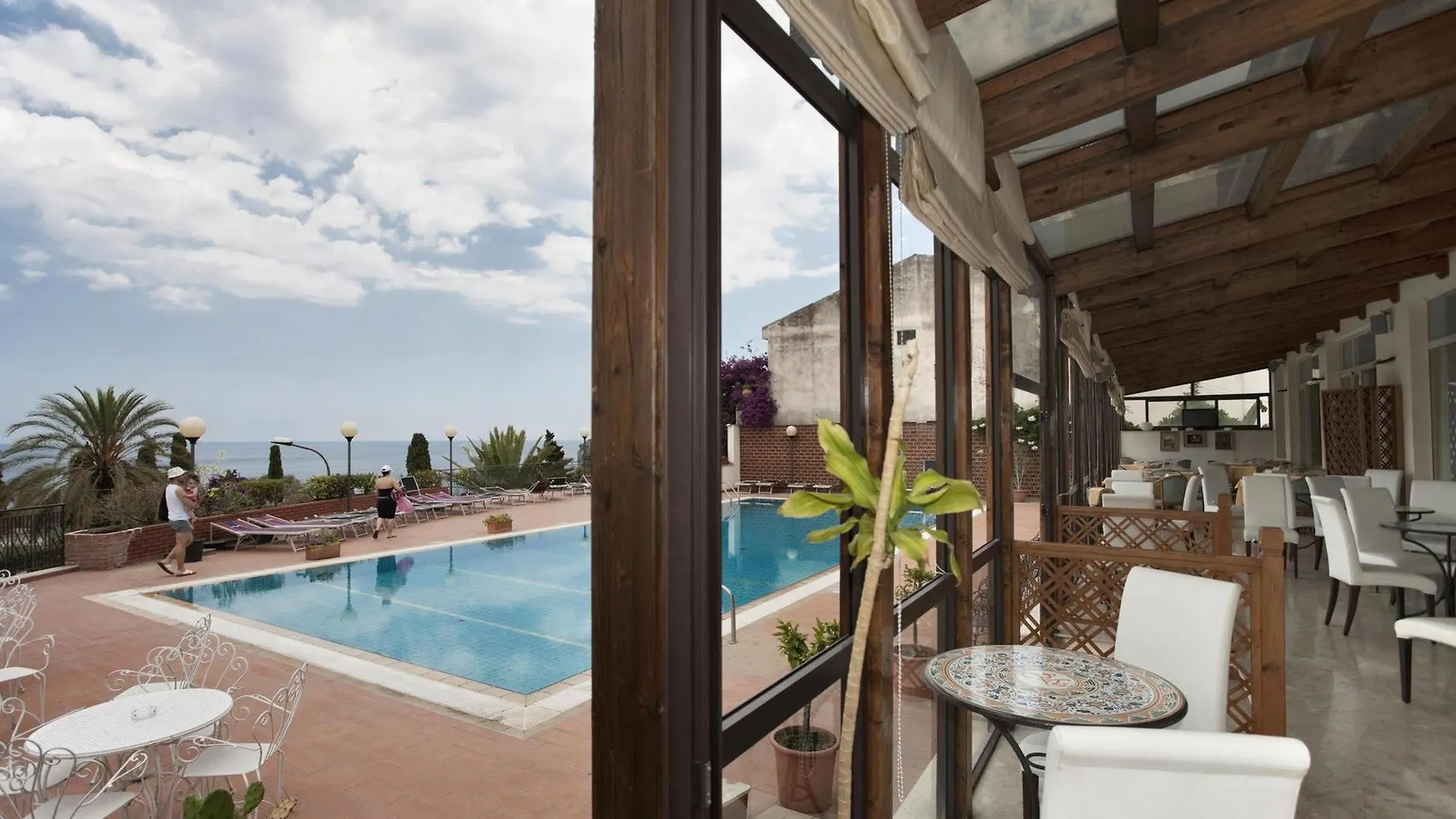 טאורמינה Hotel Villa Esperia