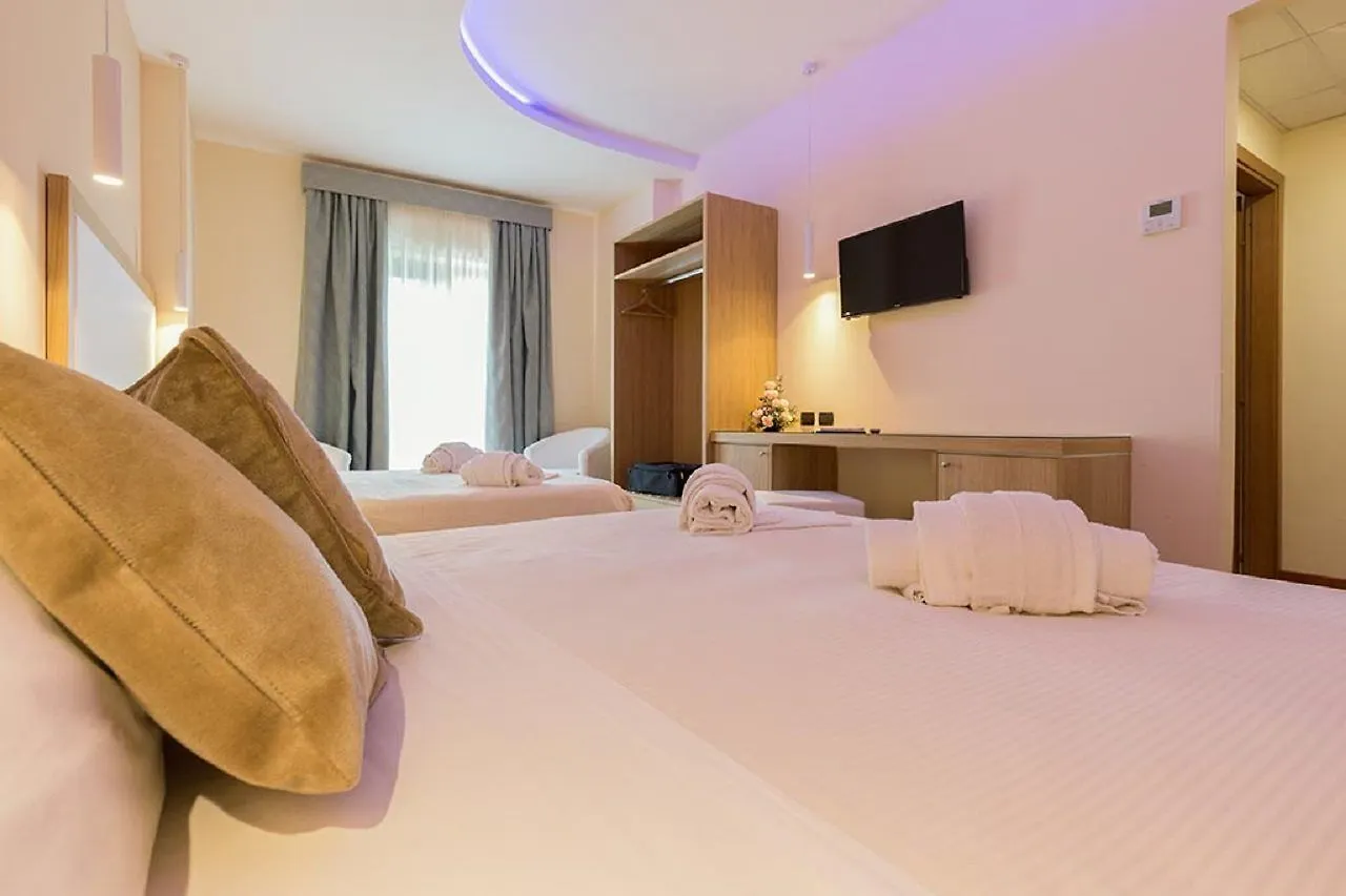 טאורמינה Hotel Villa Esperia